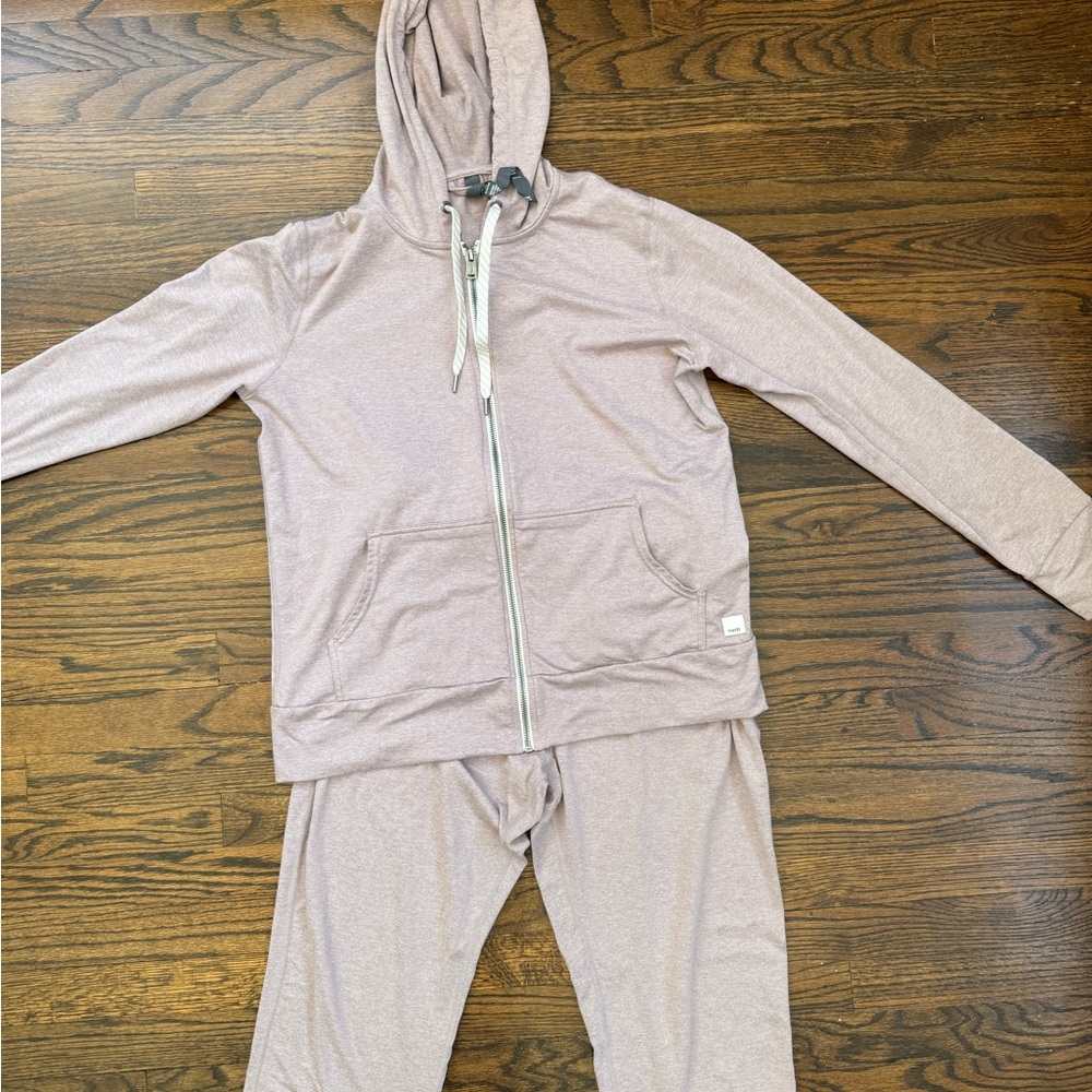 Vuori Tan Pajama Set Soft Comfortable Loungewear